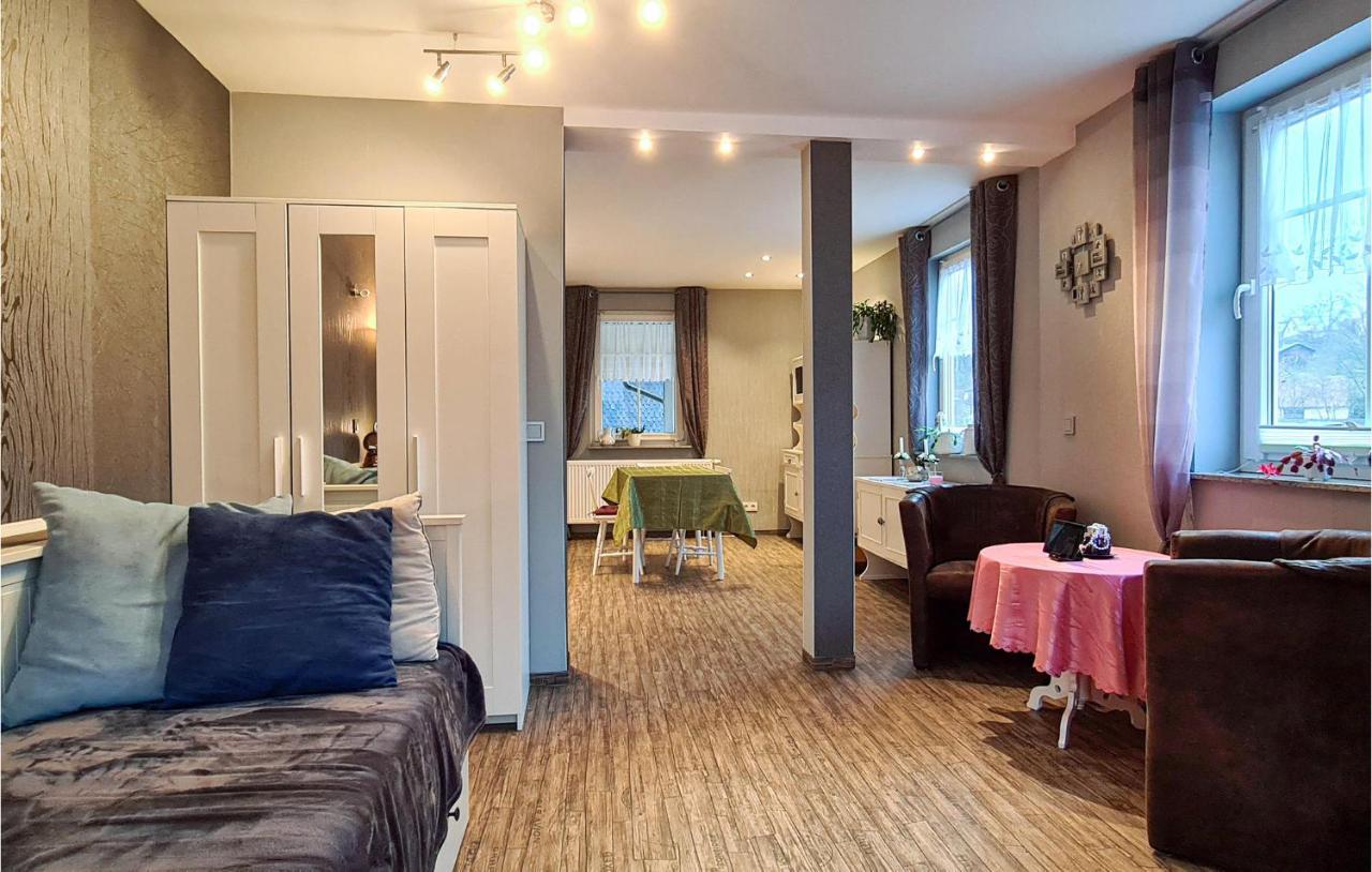 2 Bedroom Cozy Apartment In Suhl Luaran gambar