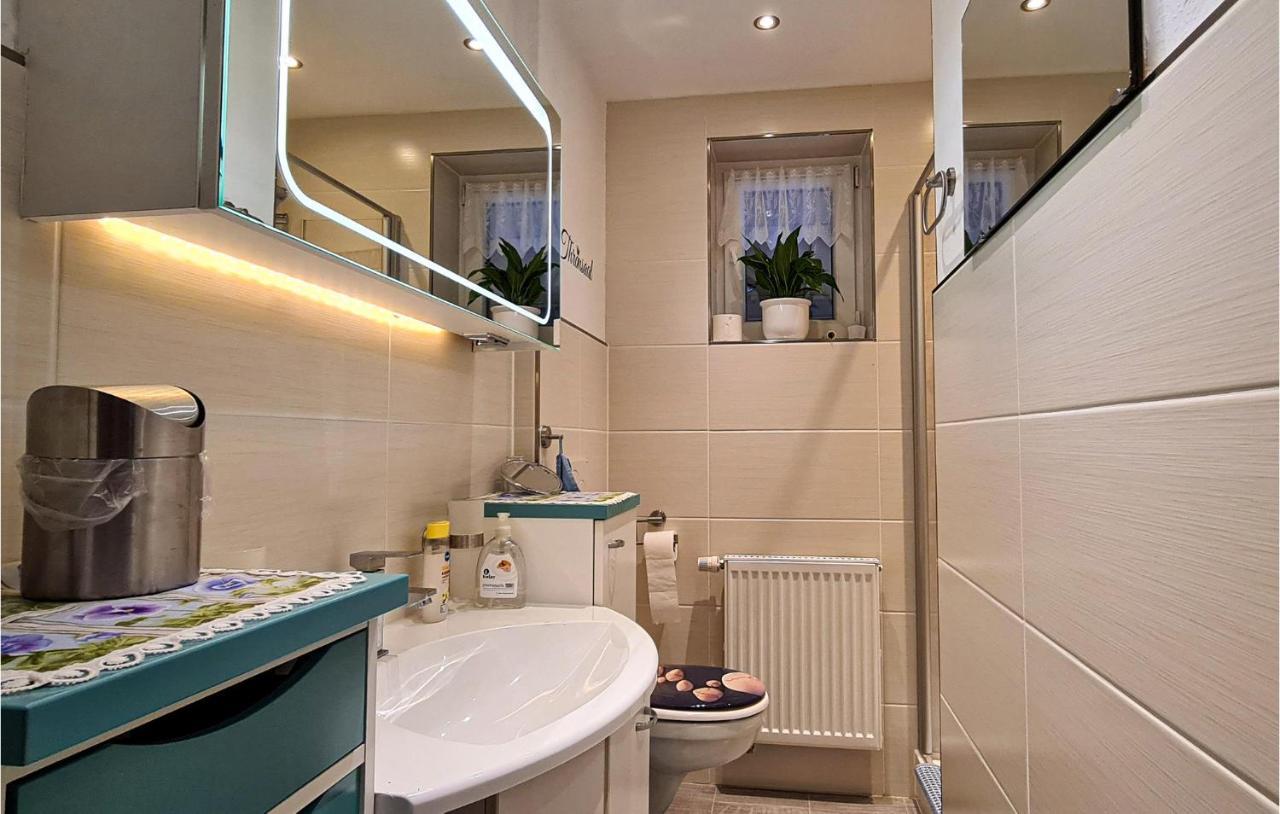 2 Bedroom Cozy Apartment In Suhl Luaran gambar
